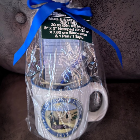 🚀2 for $20 Parks and Recreation Pawnee Indiana mug and stationary gift set - Picture 2 of 4